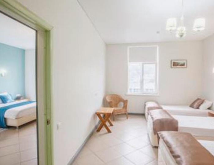 Семейный 2-местный 2-комнатный - Гостиница «Гора царя Баграта» Сухум